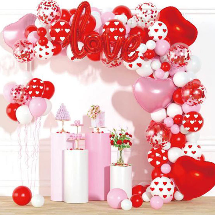 Valentine 'Dies Balloon Arch